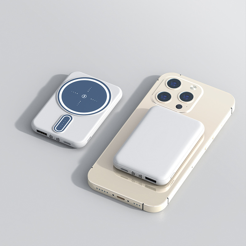 Magnetic Suction Charging Bank Wireless Charging Bank Mobile Power Supply - Image 3
